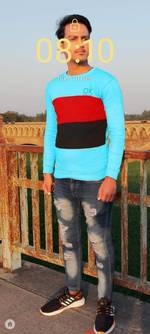 I am Jitendra Kumar's photo