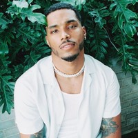 Timothy Simons's photo