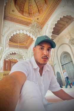 Khalid's photo