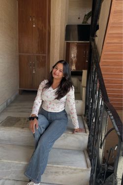 Nisha Varma 's photo