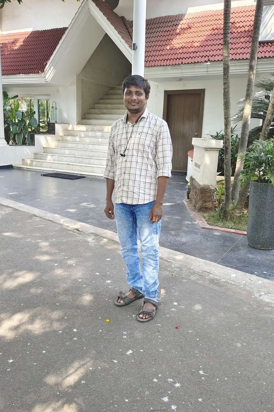 91031289 150 medium large