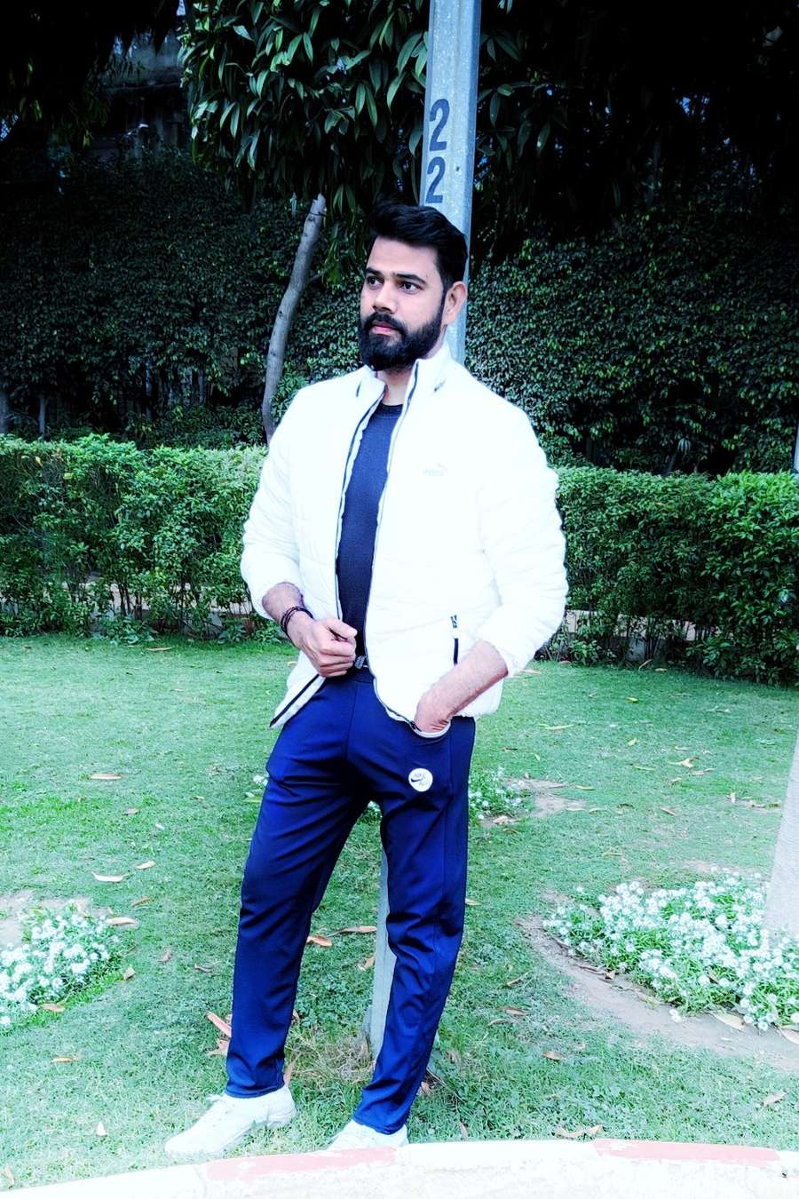 92132577 3953 medium large