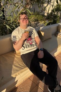 Sam f's photo