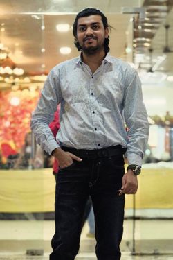 Monu 's photo
