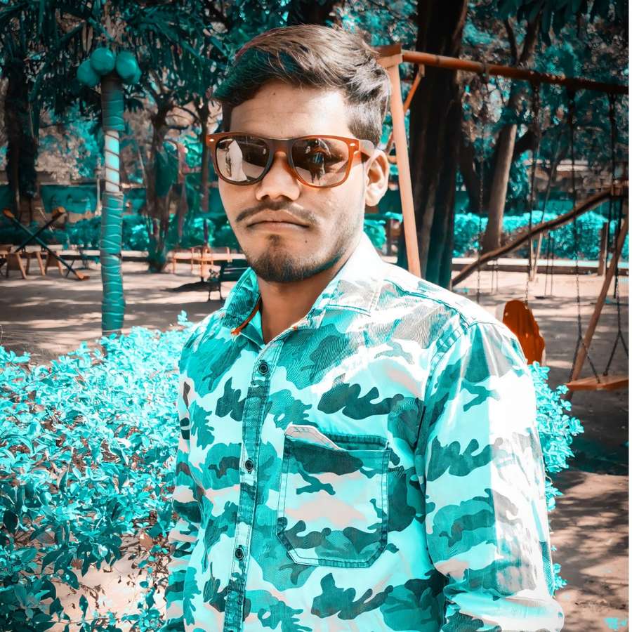 62612982 6483 medium large