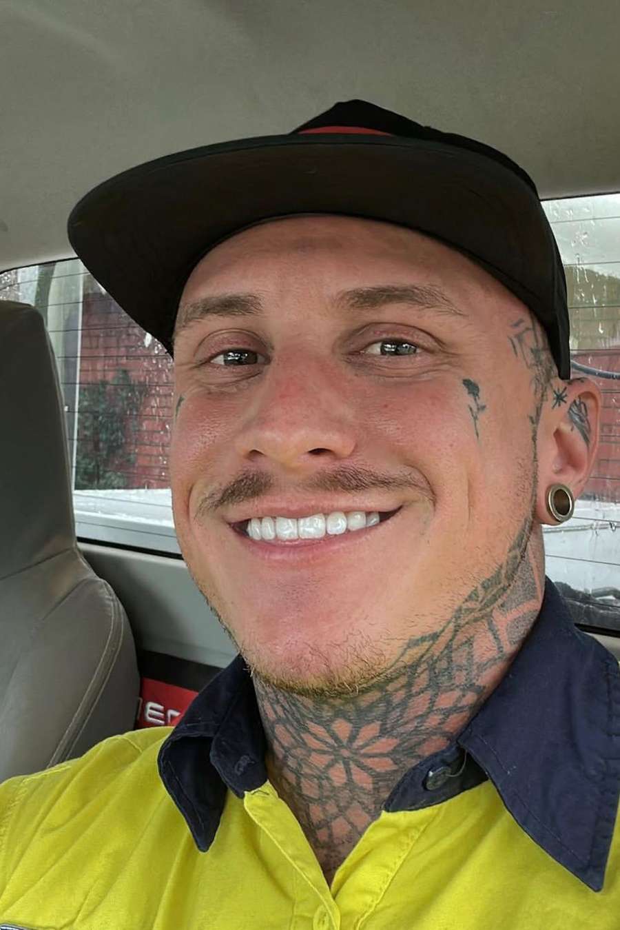 90774709 8985 medium large