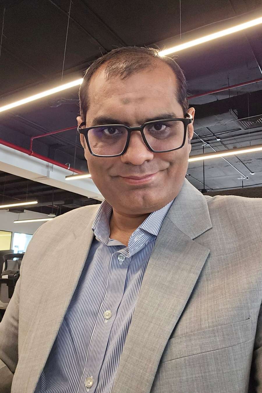 90582640 4906 medium large