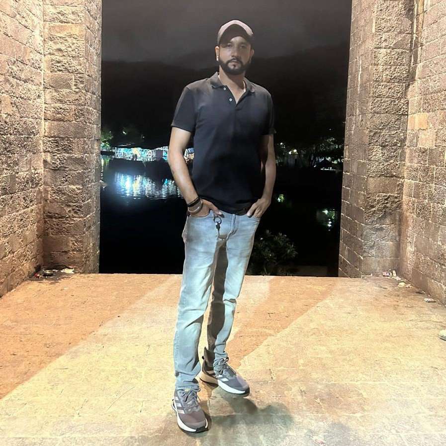 83679935 6773 medium large