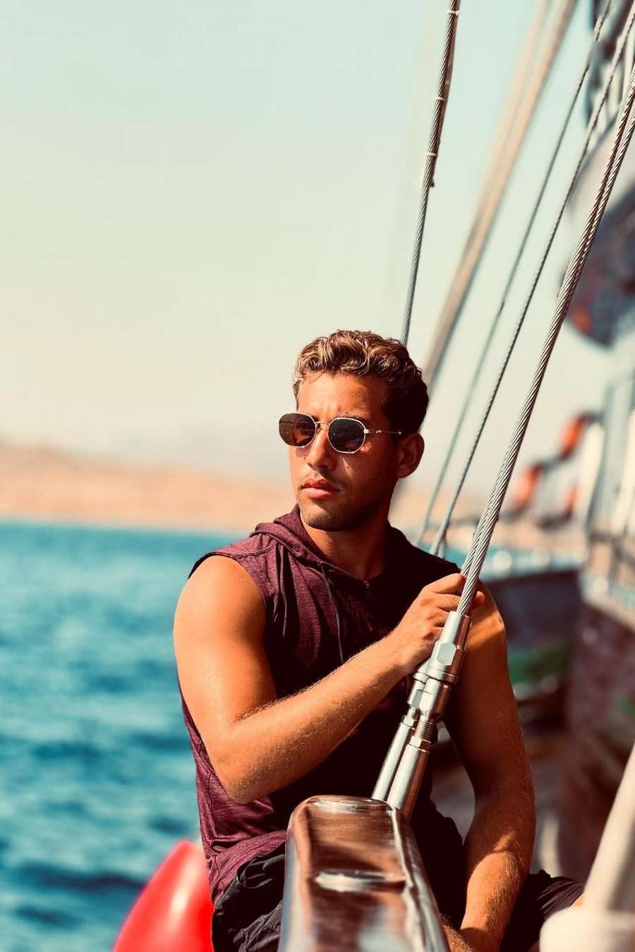 90100211 5669 medium large