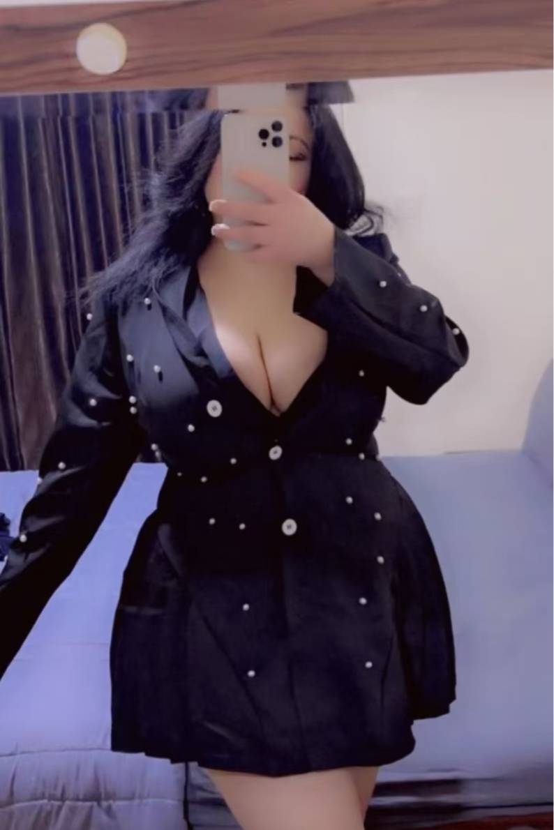 90038045 8282 medium large