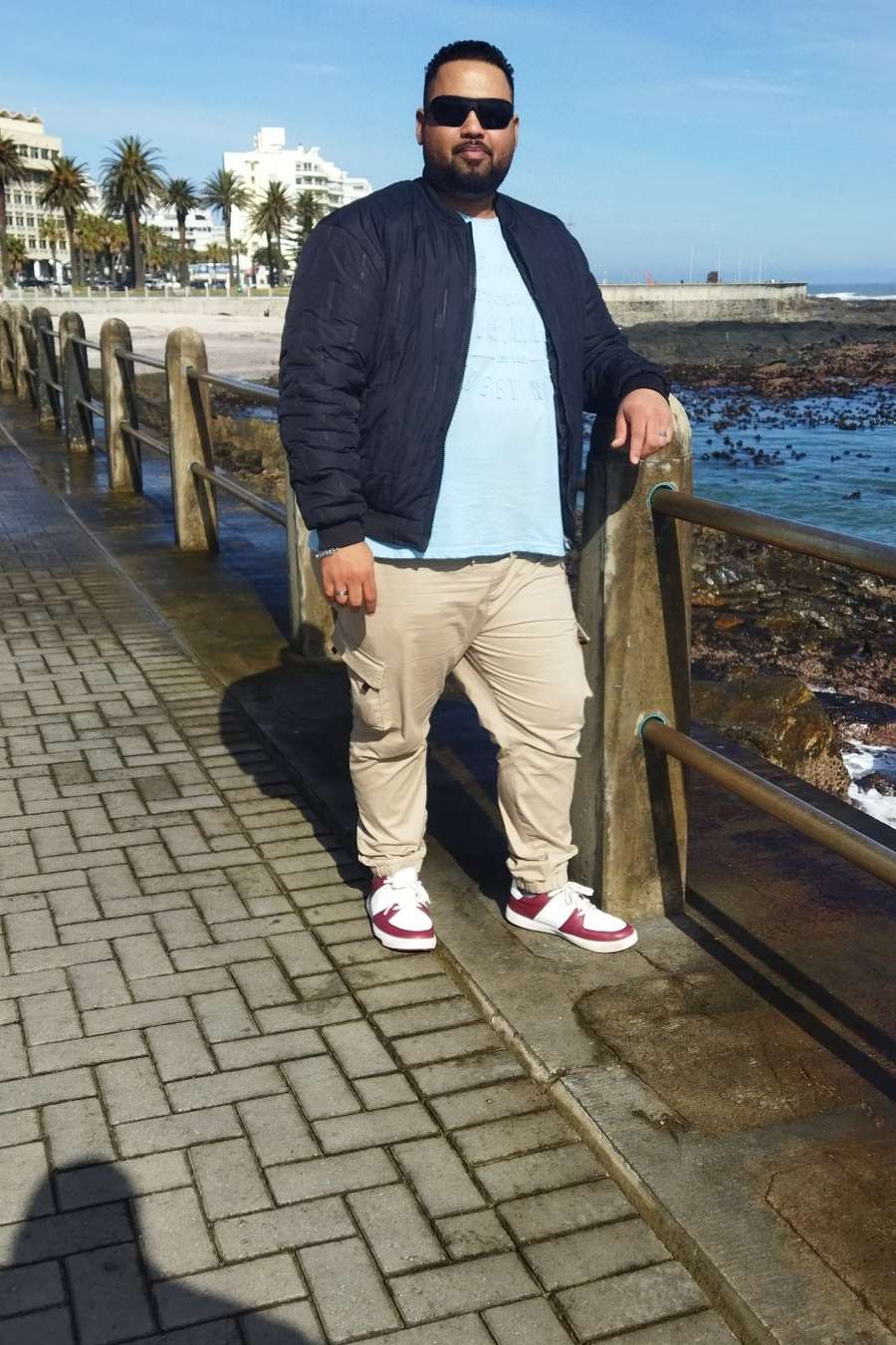 90223214 5893 medium large