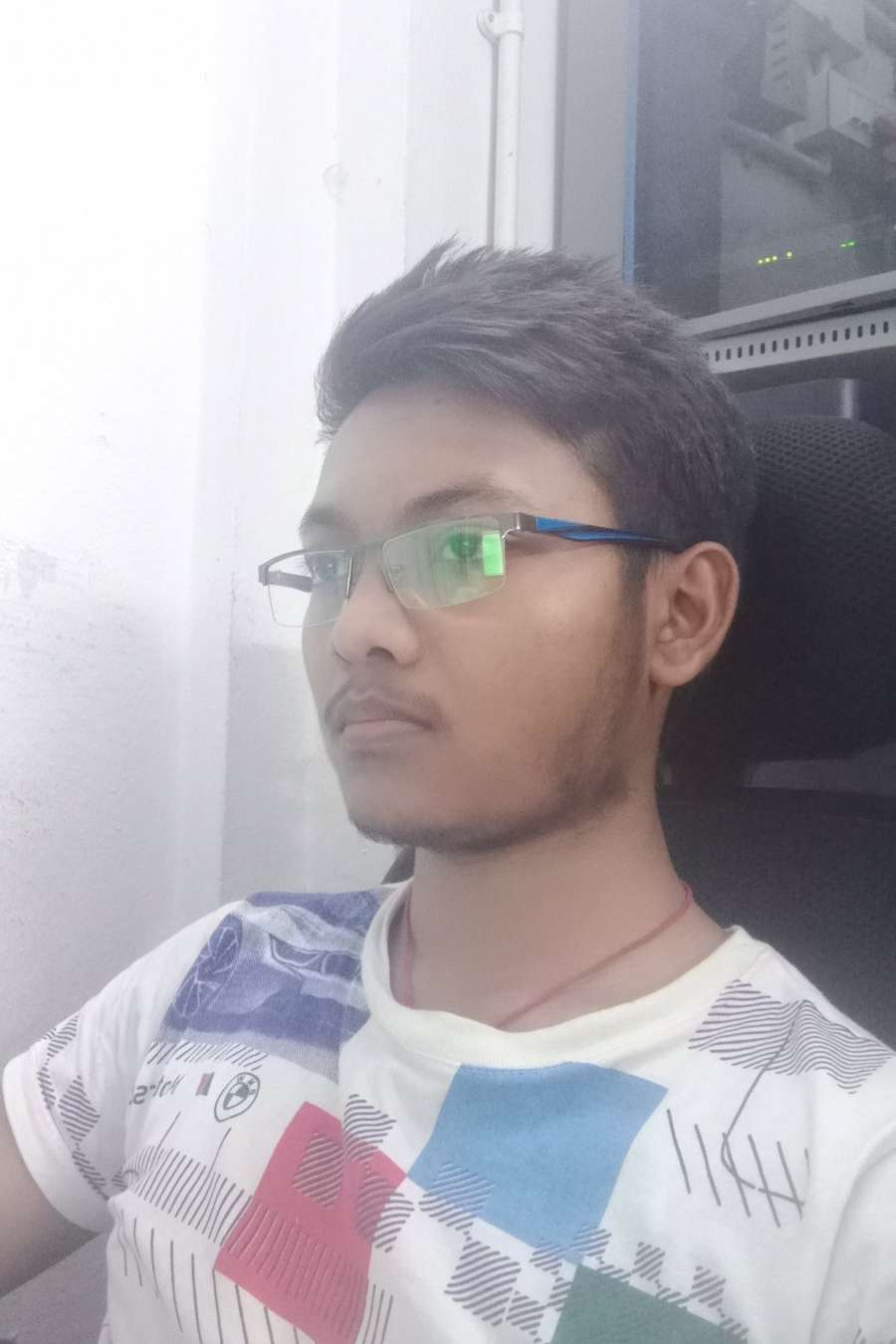 90009039 1568 medium large