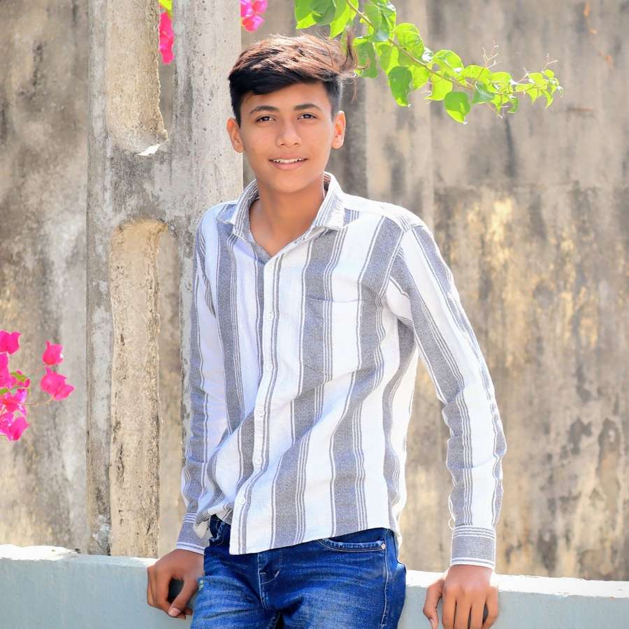 85891663 6242 medium large