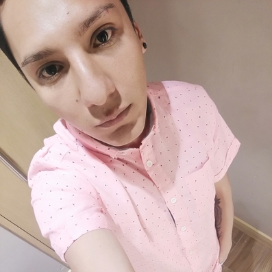 32823692 4048