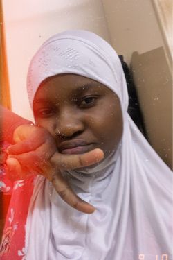 Ayomide's photo