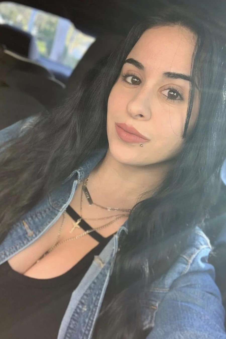 89062139 7785 medium large