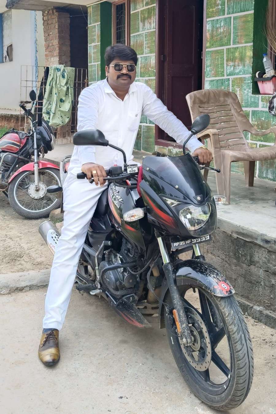 95242053 8423 medium large