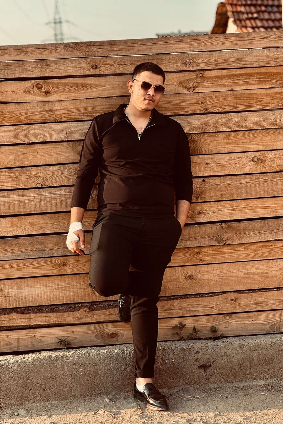 89186484 269 medium large