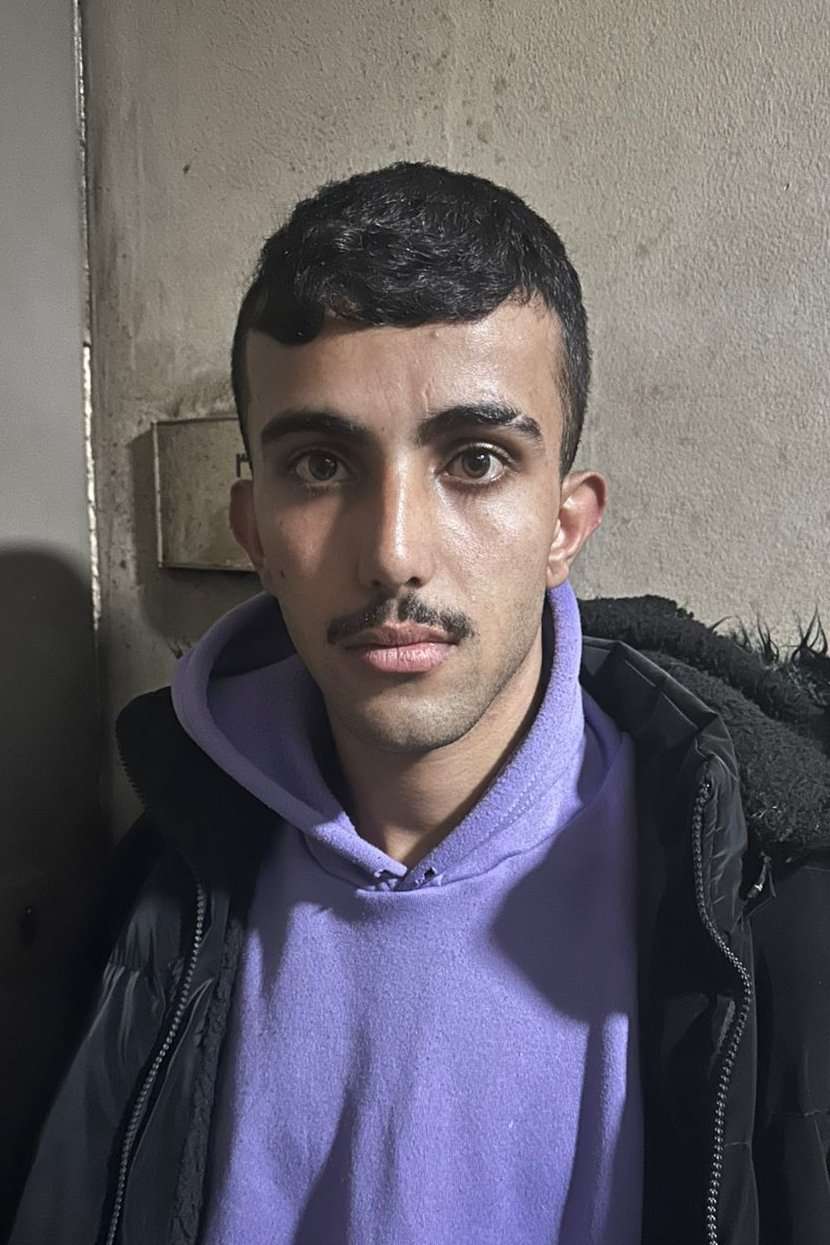 89907697 5578 medium large