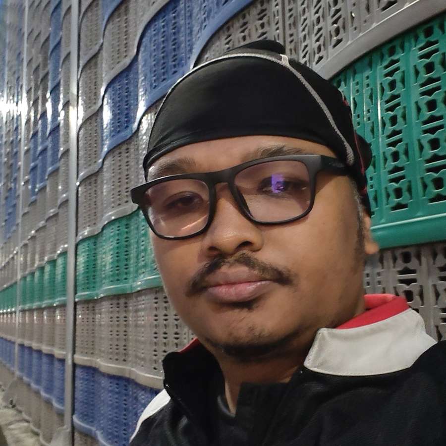 84039079 2167 medium large