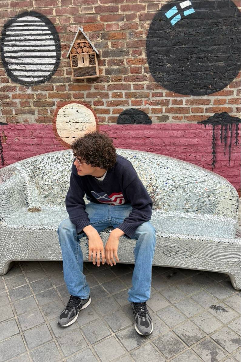 93146053 5926 medium large