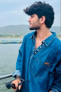 Utkarsh's photo