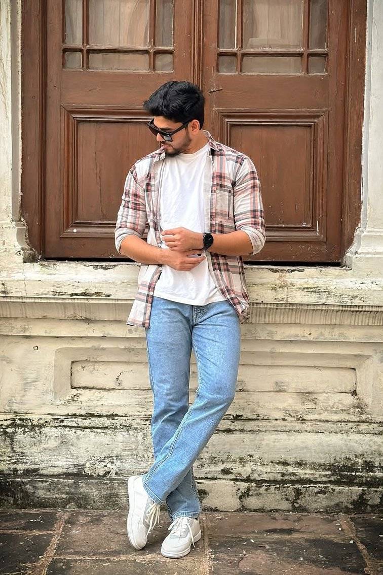 90243594 5836 medium large