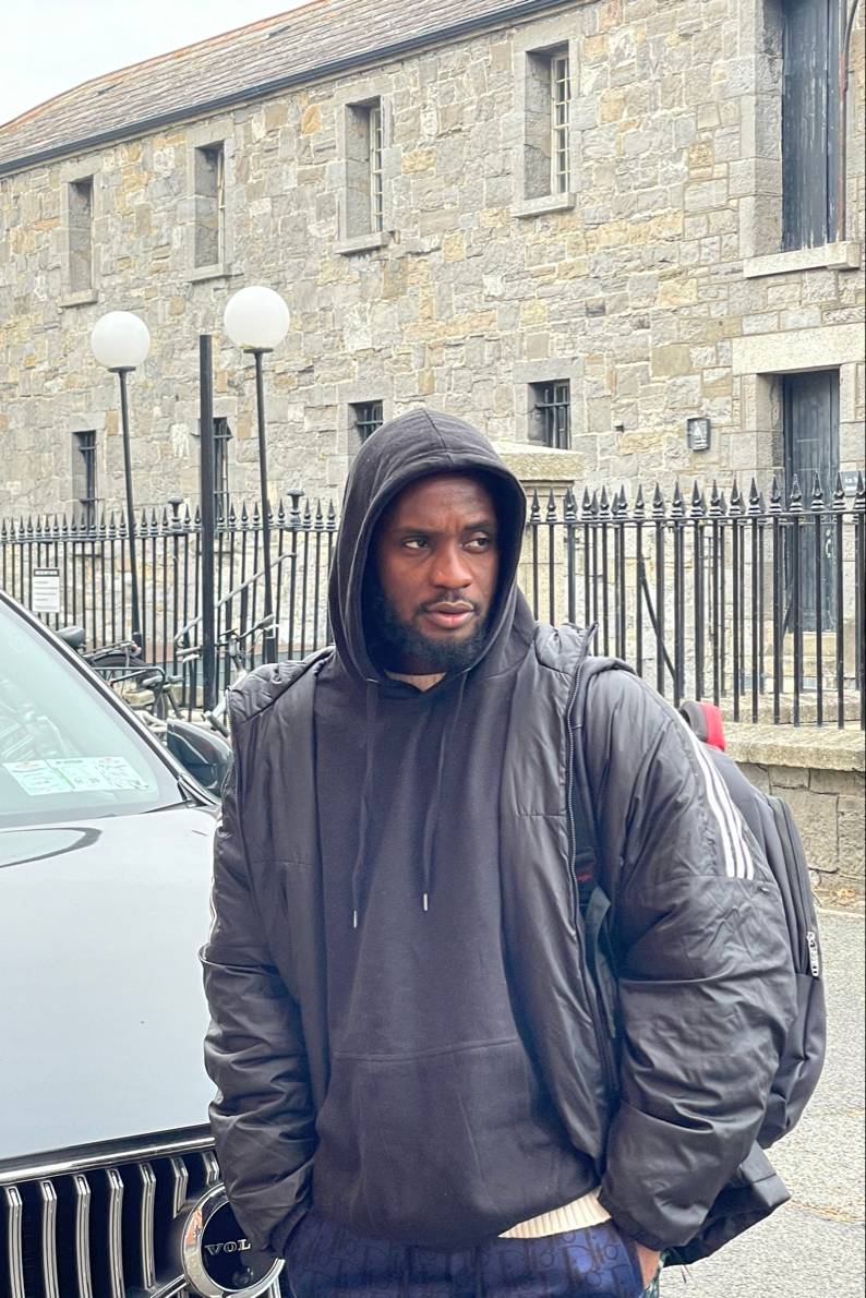 90405722 7320 medium large