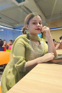 Riya's photo