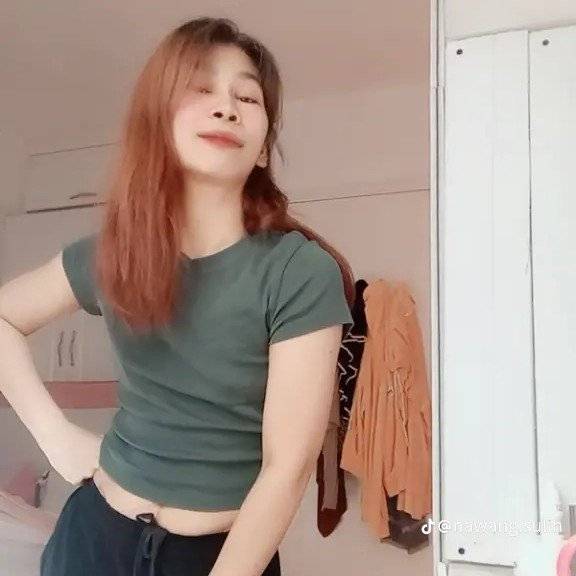 85147749 978 medium large