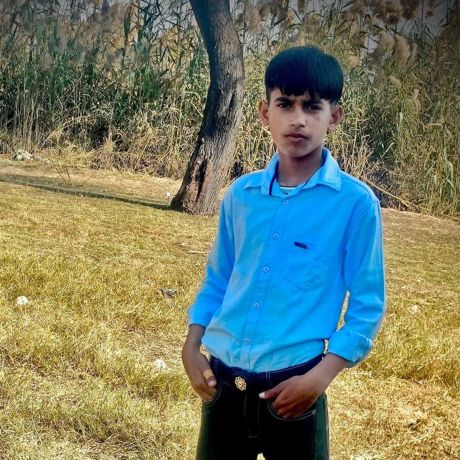 85370801 945 medium large