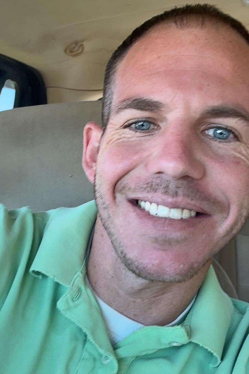 89744445 5835 medium large