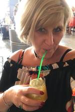 Eleanor Hernanadez's photo