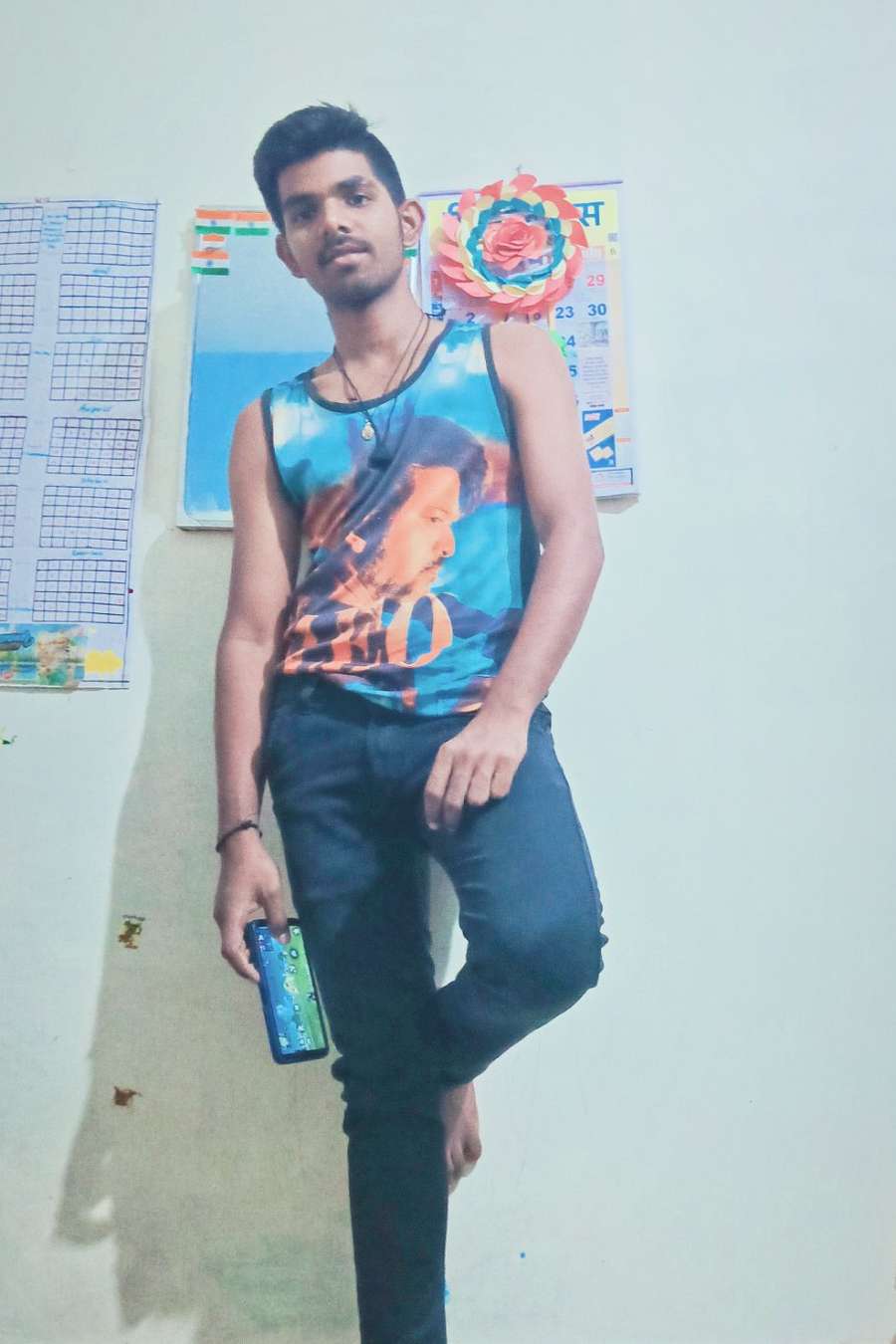 93472353 845 medium large