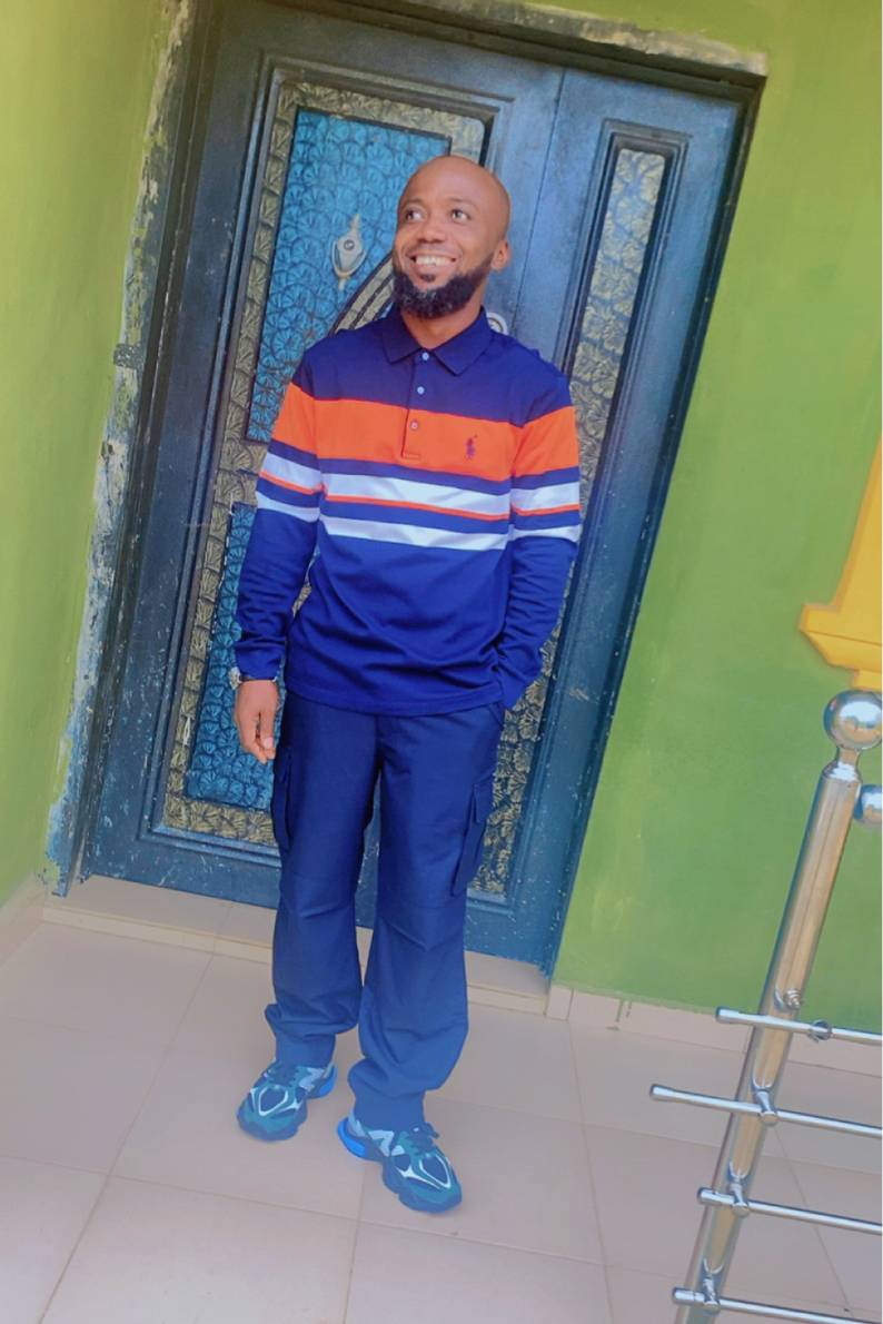 89174917 8617 medium large