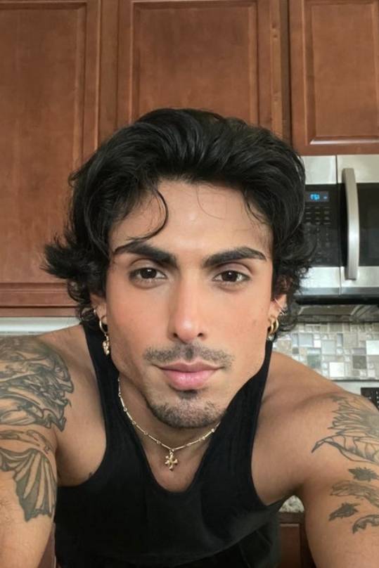 88332459 973 medium large