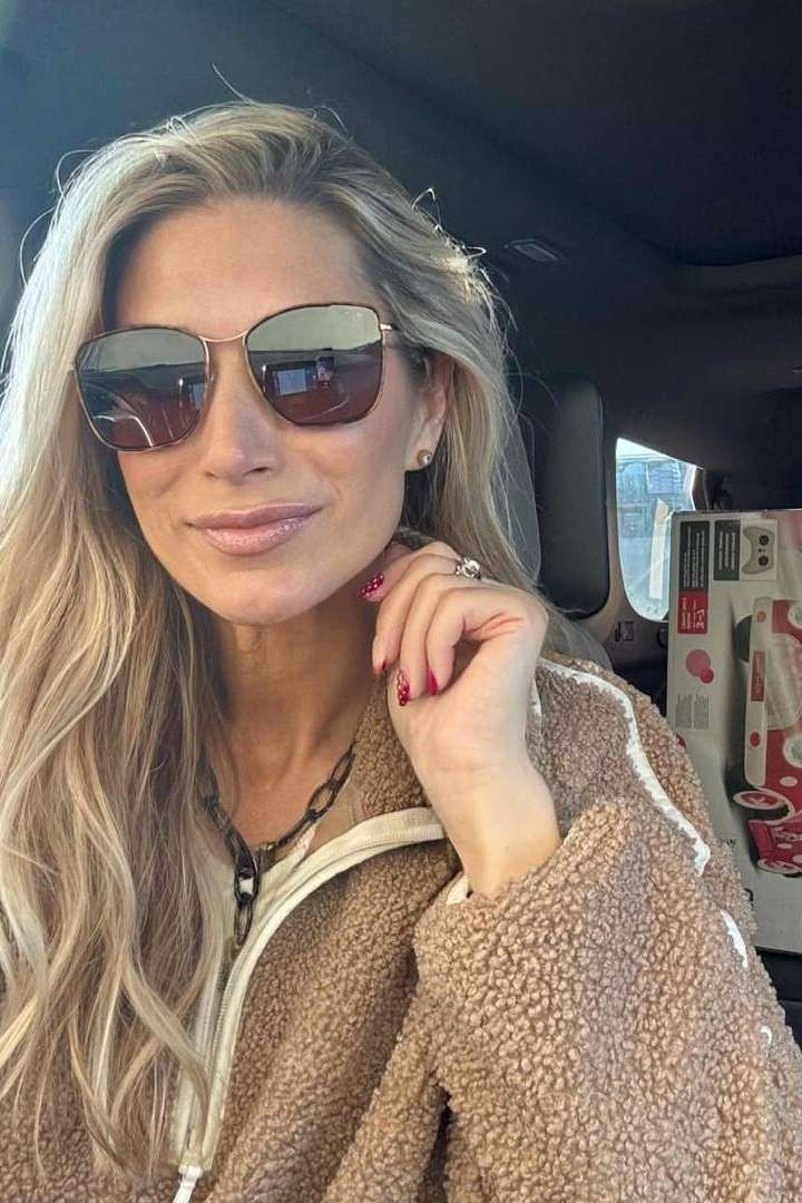 92274726 9396 medium large