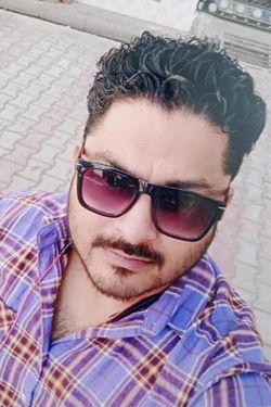 Danish khan 's photo