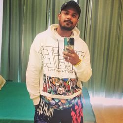 Vishu's photo