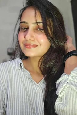 Rekha's photo