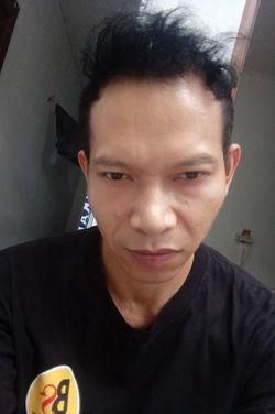 Pe Thu's photo
