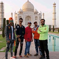 Moishn Moishn's photo