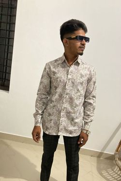 Adil Khan's photo