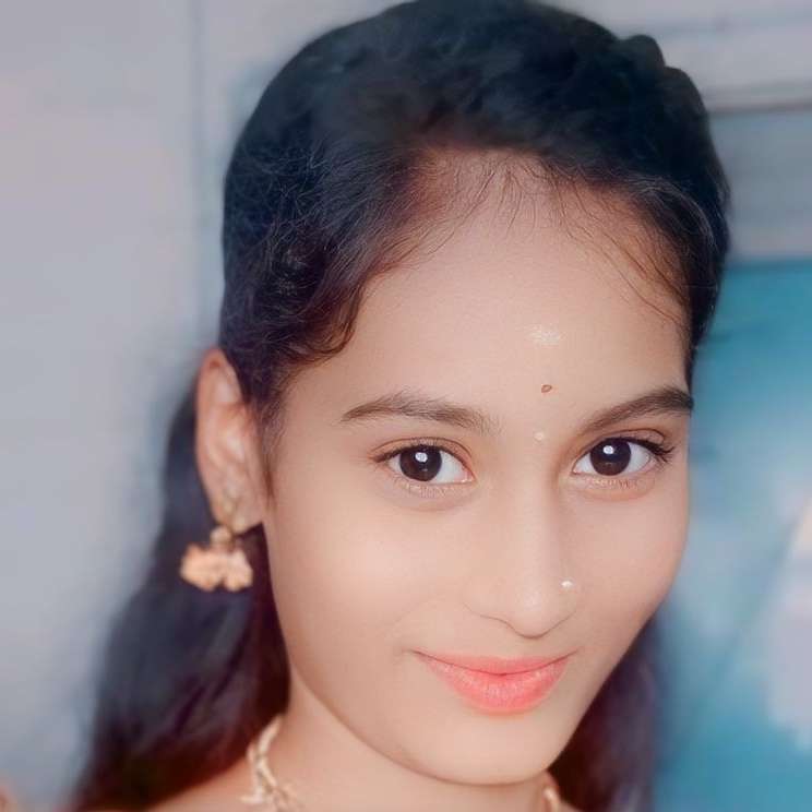 84978647 1011 medium large