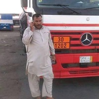 Driving a oil tanker trailer from Riyadh's photo