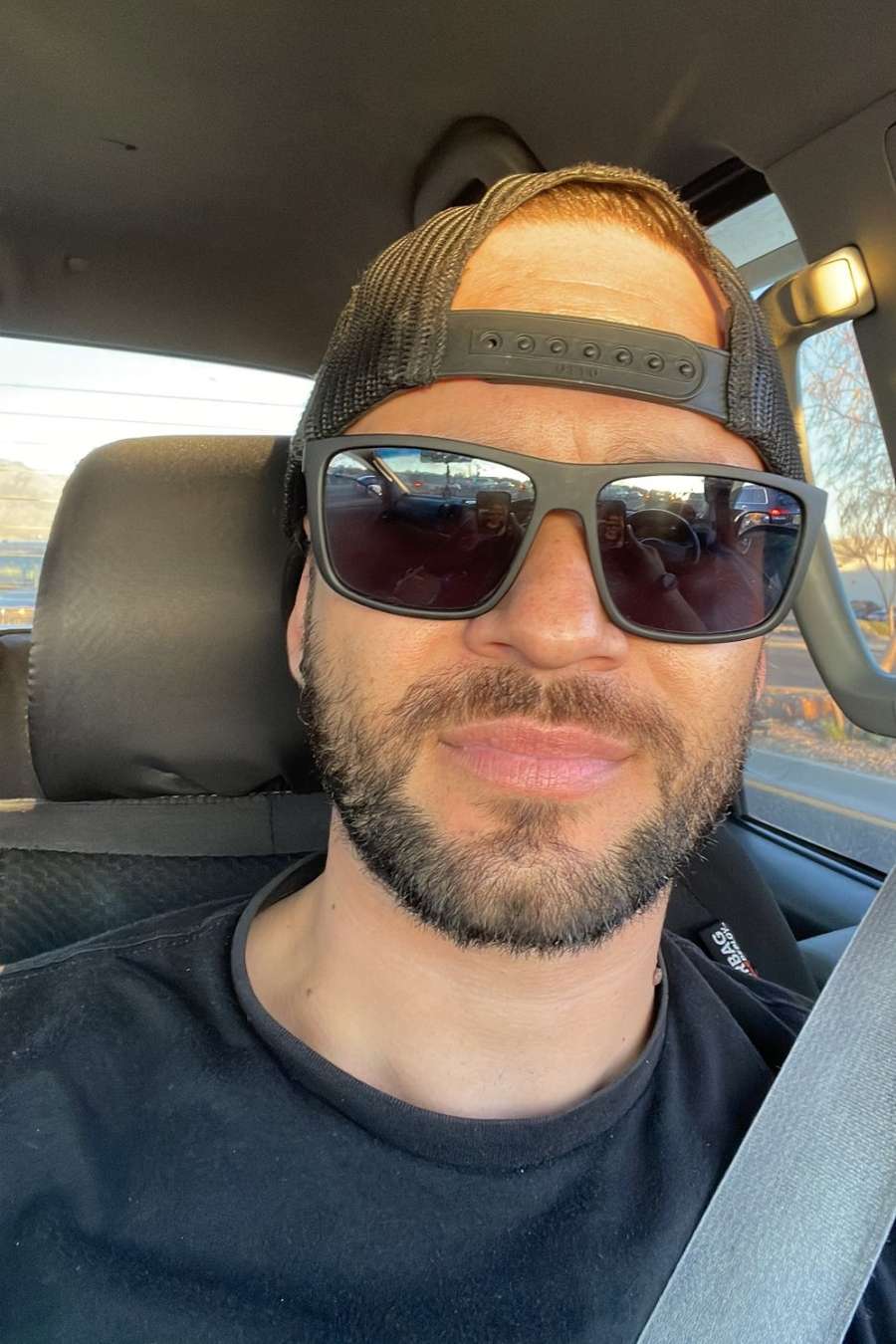 89048053 4664 medium large