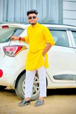 Rahul Malhotra 's photo