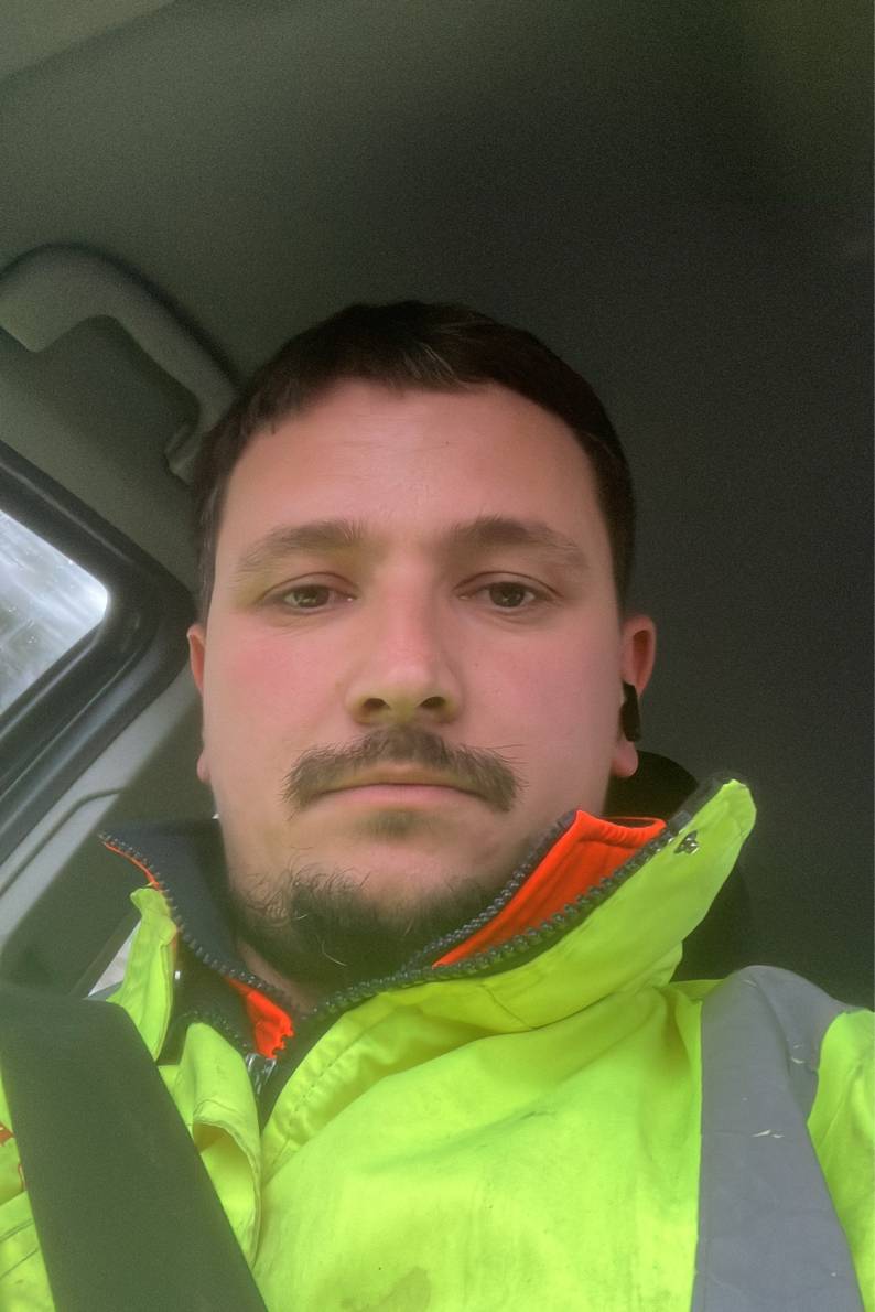 91020699 7396 medium large