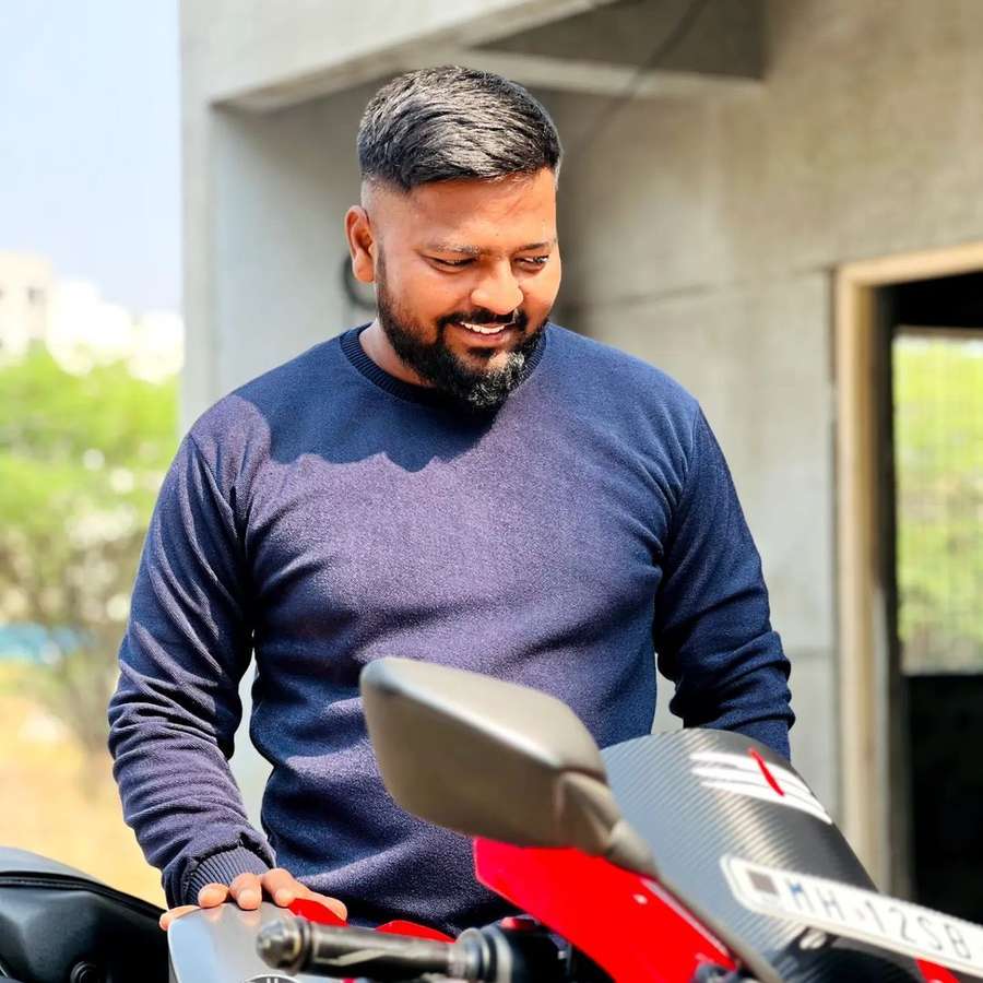 77688216 7654 medium large