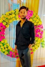 Vakil Kumar 's photo
